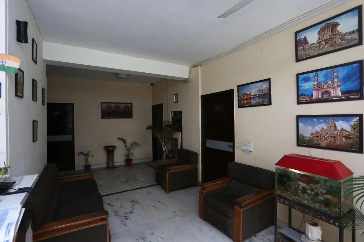Collection O Himalaya Hotel Gurgaon 3*,