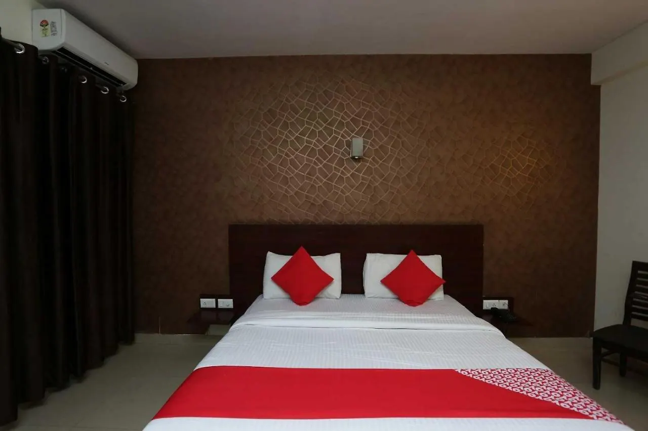 Collection O Himalaya Hotel Gurgaon